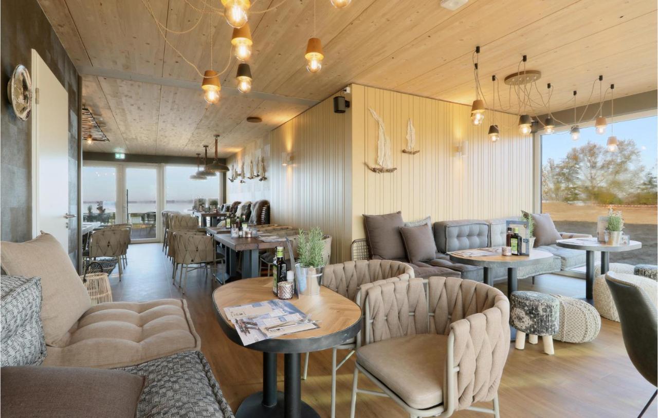 Stunning Home In Lembruch-Duemmer See With Sauna Bagian luar foto