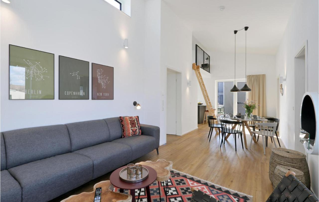 Stunning Home In Lembruch-Duemmer See With Sauna Bagian luar foto
