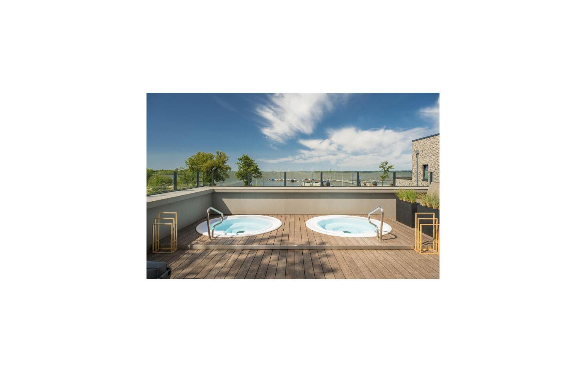 Stunning Home In Lembruch-Duemmer See With Sauna Bagian luar foto